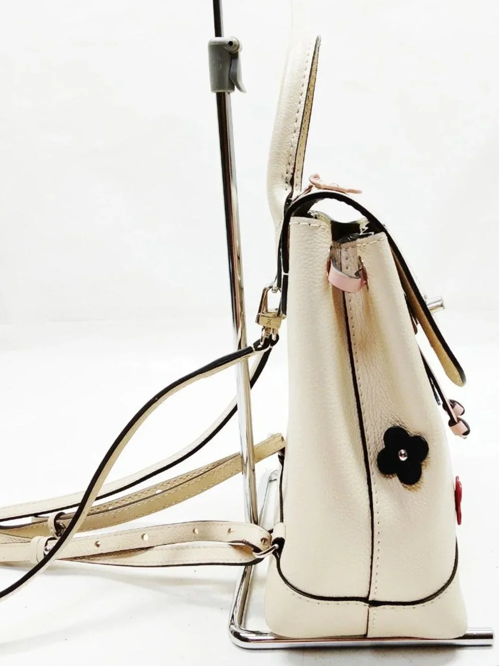 Authentic Louis Vuitton Lockme Floral Leather Backpack White Multicolor LV Bag - Picture 5 of 16